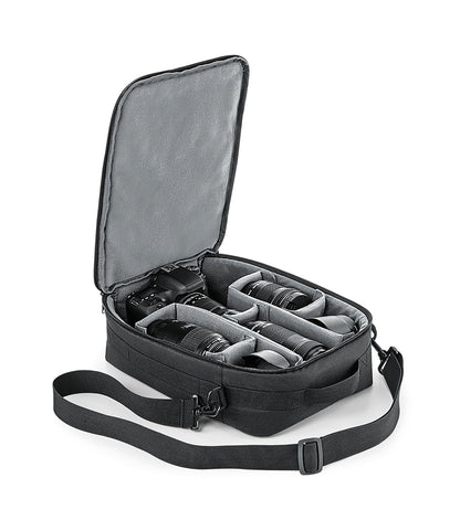 Personalised camera organiser showing rear slip pocket and grab handle detail