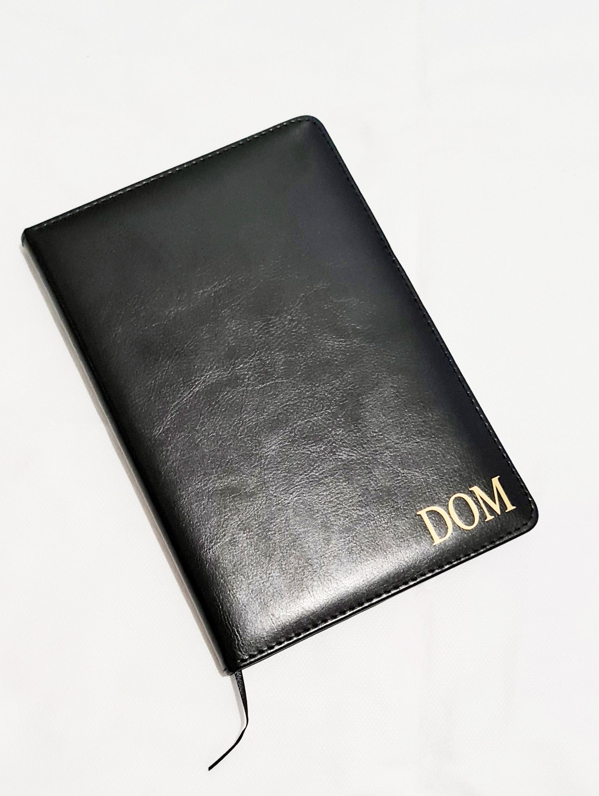 Personalisation style 1 on A5 vegan leather notebook with monogram initial design