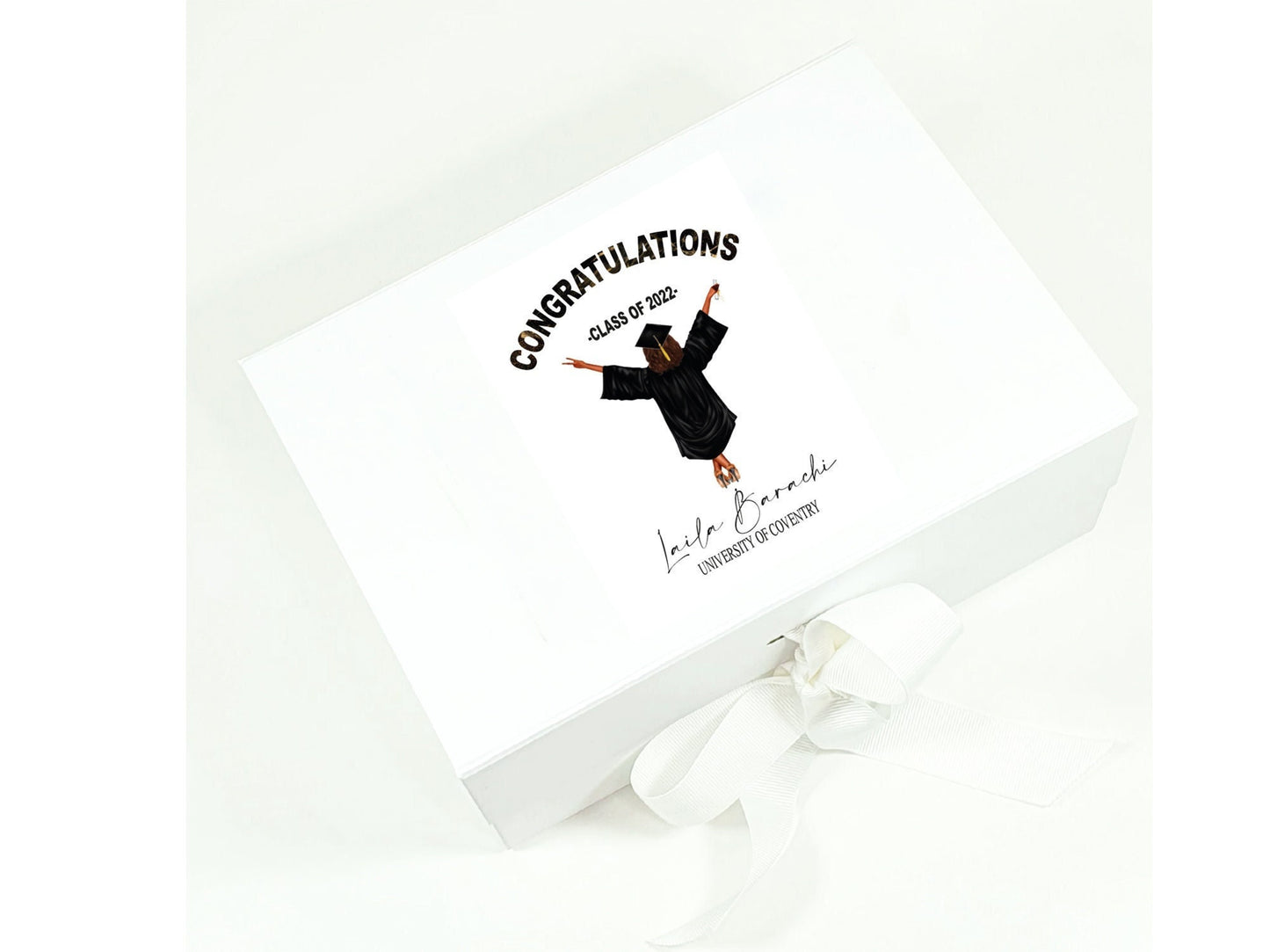 Personalised graduation gift box with custom illustration and magnetic closure